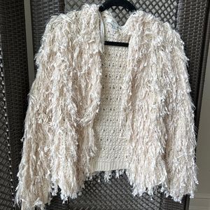Shaggy sweater ivory